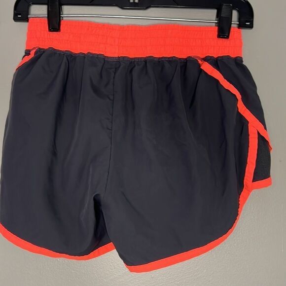 Champion Duo Dry running short size small - Picture 4 of 5